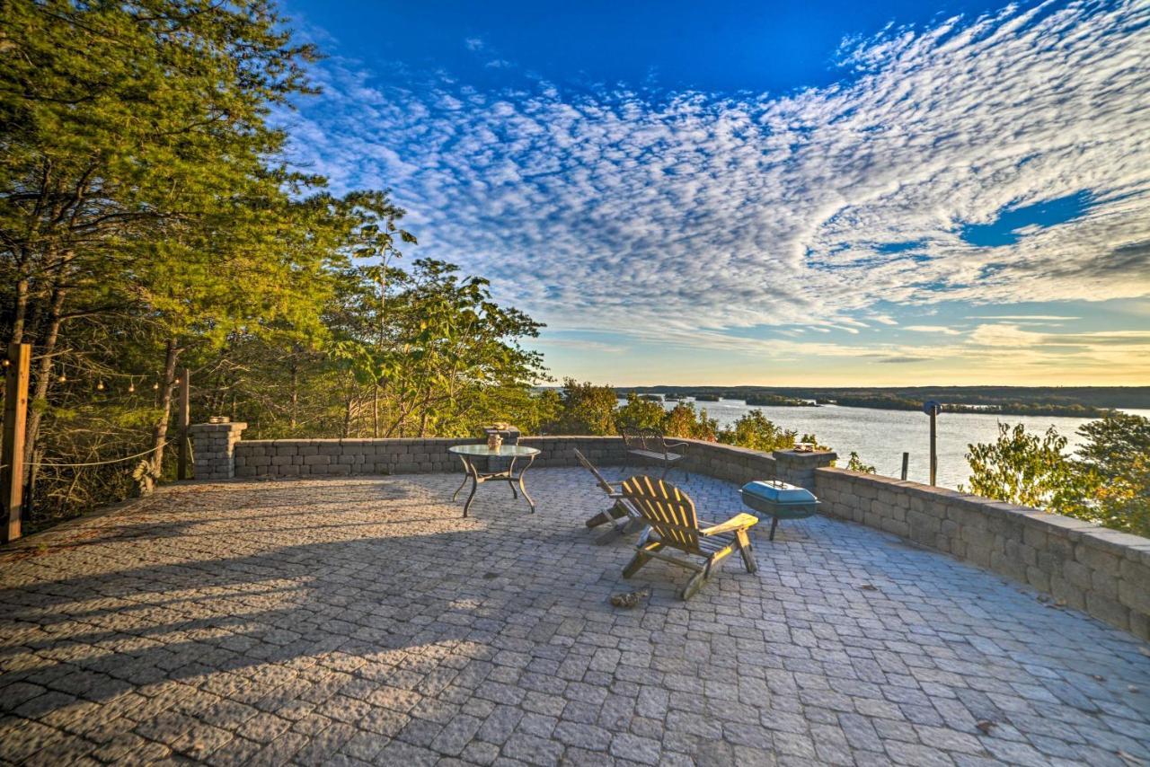 Historic Cabin With Stunning Kentucky Lake View Vila Waverly Exterior foto